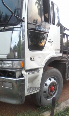 แหนบหน้า กับเพลาตามเส้นหลัง