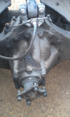 แหนบหน้า กับเพลาตามเส้นหลัง