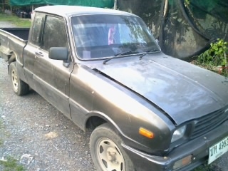 มาสด้าแฟมิเลีย 92 เครื่องดีเงียบ คัชชีสวยจัดด สวยสวยเดิมเดิม เล่มพร้อมเอกสารครบไม่ขาดต่อ มาสด้าแฟมิเลีย 92 เครื่องดีเงียบ คัชชีสวยจัดด สวยสวยเดิมเดิม เล่มพร้อมเอกสารครบไม่ขาดต่อ