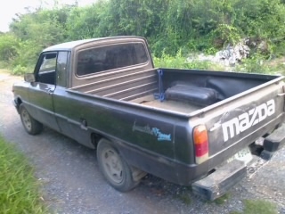 มาสด้าแฟมิเลีย 92 เครื่องดีเงียบ คัชชีสวยจัดด สวยสวยเดิมเดิม เล่มพร้อมเอกสารครบไม่ขาดต่อ มาสด้าแฟมิเลีย 92 เครื่องดีเงียบ คัชชีสวยจัดด สวยสวยเดิมเดิม เล่มพร้อมเอกสารครบไม่ขาดต่อ