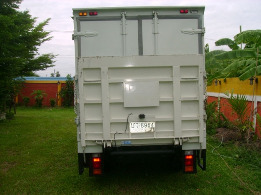 ISUZU NLR 130 รถห้างมือเดียว 70000KM.ป้ายเล็กไม่ติดเวลา ISUZU NLR 130 รถห้างมือเดียว 70000KM.ป้ายเล็กไม่ติดเวลา