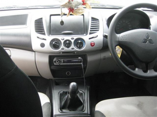 triton แค็ป 2.4 LPG