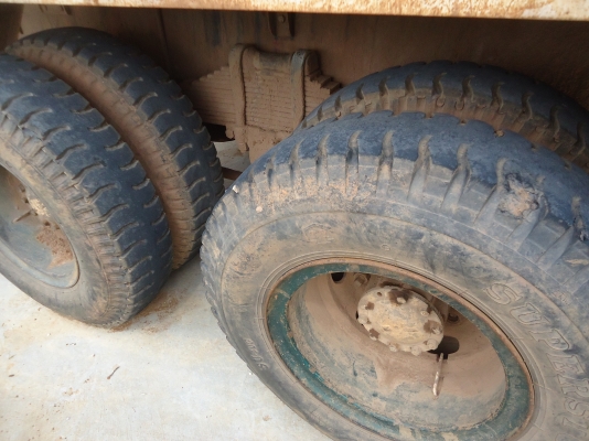 ขายด่วนรถสิบล้อร็อกกี้ดรั้มFXZ23NFYเครือง240แรงม้าปี37