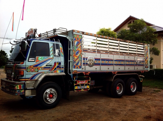 นางฟ้าแท้ เครื่อง 240 R ปี 39 กระบะดัพม์มิเนียม ยางเต็ม ทะเบียนพร้อม