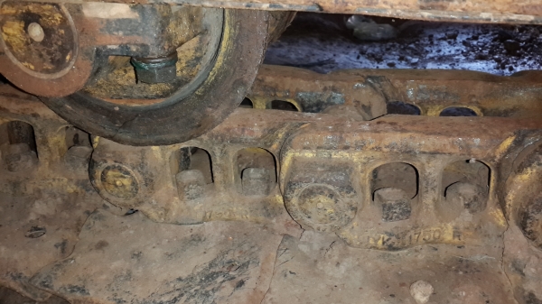 ขายด่วนรถแทร็กเตอร์ KOMATSU D50S-16 สภาพดีมากพร้อมใช้งานโทร0843923995