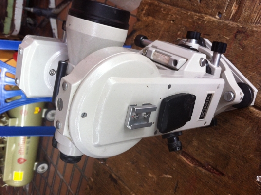 กล้องส่องสำรวจยี่ห้อ SOKKIA ครบชุดพร้อมขาตั้ง ทั้งชุดทำในญี่ปุ่น สภาพใช้งานมาน้อย เก็บรักษาอย่างดี เหมือนใหม่