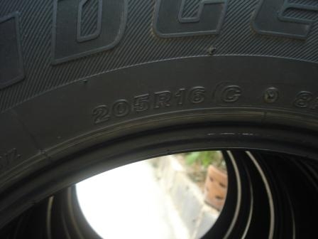 ขายยาง กะบะขอบ 16 บริจสโตน H/T ดอกหนาๆปี 12