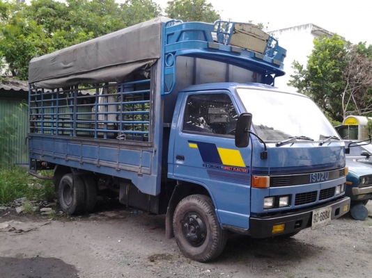 ขาย ISUZU 6 ล้อ 110แรง ยาว 4.5 เมตร ขาย ISUZU 6 ล้อ 110แรง ยาว 4.5 เมตร