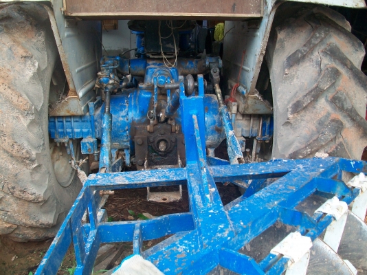 ฝากขายรถไถฟอร์ด