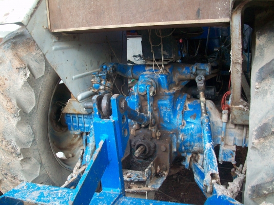 ฝากขายรถไถฟอร์ด