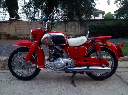 ขาย c95 สวยๆ เดิมๆ ทะเบียนเต็ม พร้อมชุดโอน เครื่องดีๆ สตาทร์มือ เงาๆ ครับ ขาย 69000 ติดต่อ 0811160919