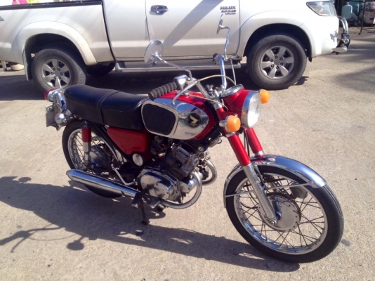 ขายแลก cb175 k0 สวยๆ ทะเบียนเต็ม พร้อมโอน เดิมๆ เครื่องจบ ขับมันมากๆ ของแท้เดิม ทั้งคัน 79000 0811160919