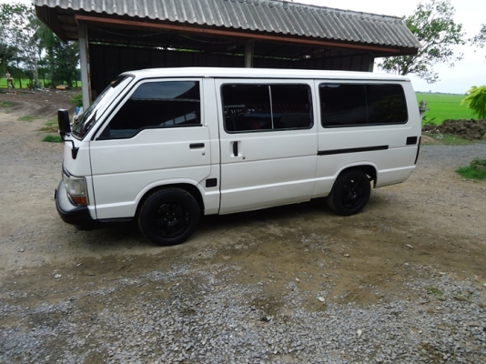 รถตู้ Toyota hiace เครื่องดี 2 L เดิมๆ ขับดี ประหยัด รถตู้ Toyota hiace เครื่องดี 2 L เดิมๆ ขับดี ประหยัด