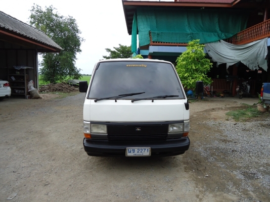 รถตู้ Toyota hiace เครื่องดี 2 L เดิมๆ ขับดี ประหยัด รถตู้ Toyota hiace เครื่องดี 2 L เดิมๆ ขับดี ประหยัด