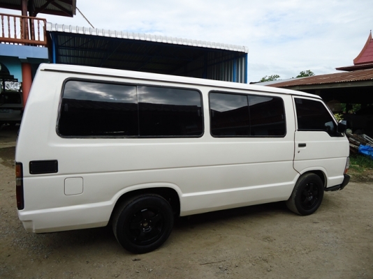 รถตู้ Toyota hiace เครื่องดี 2 L เดิมๆ ขับดี ประหยัด รถตู้ Toyota hiace เครื่องดี 2 L เดิมๆ ขับดี ประหยัด