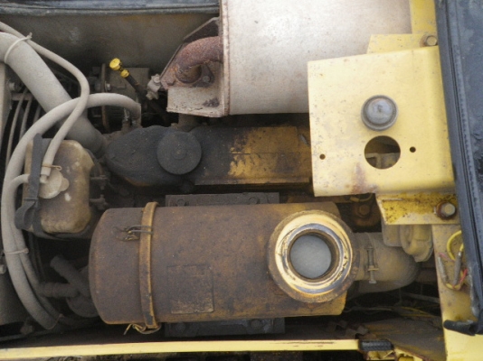 ขายด่วน รถแทรคเตอร์ตีนตะขาบ MITSUBISHI BD2G ใบแทรคกว้าง 70 นำเข้าจากญี่ปุ่นยังไม่เคยใช้งานในไทย ขายด่วน รถแทรคเตอร์ตีนตะขาบ MITSUBISHI BD2G ใบแทรคกว้าง 70 นำเข้าจากญี่ปุ่นยังไม่เคยใช้งานในไทย