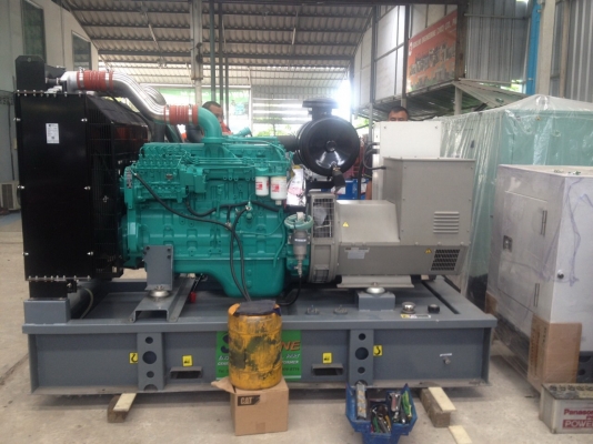 จำหน่ายเครื่องกำเนิดไฟฟ้า ขนาด 154 kva ขนาด 250 kva และขนาด 275 kva เครื่องยนต์ cummins ราคากันเอง สินค้าพร้อมส่งค่ะ