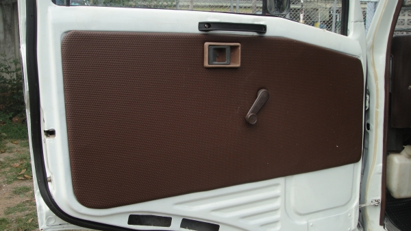 HINO ฃุปเปอร์เสี่ย 117แรง ยาว5.50ม. พื้นเรียบ เครื่องดี คัสฃีสวยจัด