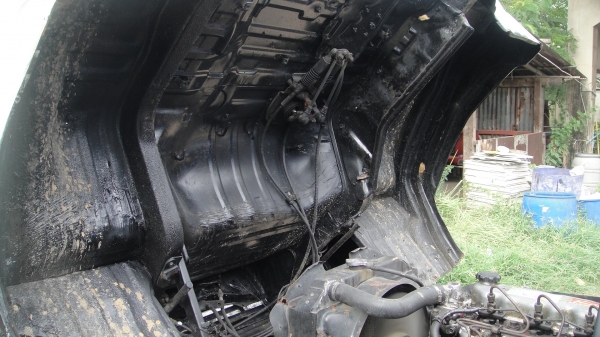 HINO ฃุปเปอร์เสี่ย 117แรง ยาว5.50ม. พื้นเรียบ เครื่องดี คัสฃีสวยจัด