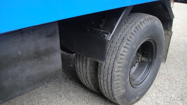 HINO ฃุปเปอร์เสี่ย 117แรง ยาว5.50ม. พื้นเรียบ เครื่องดี คัสฃีสวยจัด