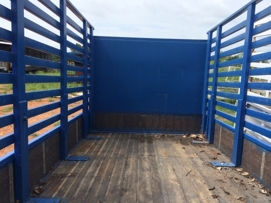 ขายกะบะ6 ล้อถอดจากอีซูซุ NPR กว้าง 2.10 ม ยาว 4.30 ม พร้อมคอกสูง