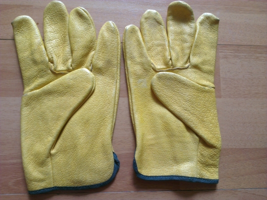 ขายถุงมือ ถูกๆ เท่ๆ