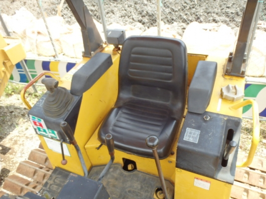 ขายด่วน D20P-7E  ซีเรียล 81XXX  3xxx ชม. กำลังเดินทางมาจากญี่ปุ่น สภาพสวย พร้อมใช้