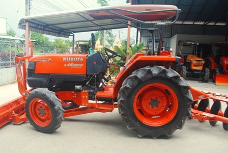 ขายรถไถ Kubota L 4508 DI special(4WD) พร้อมดันหน้าและผานพรวนช้าง