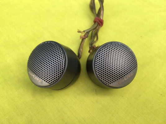 ทวิตเตอร์. Alpine. ตระกูล DDDrive ตัวเล็ก จัดจ้าน ใสๆ