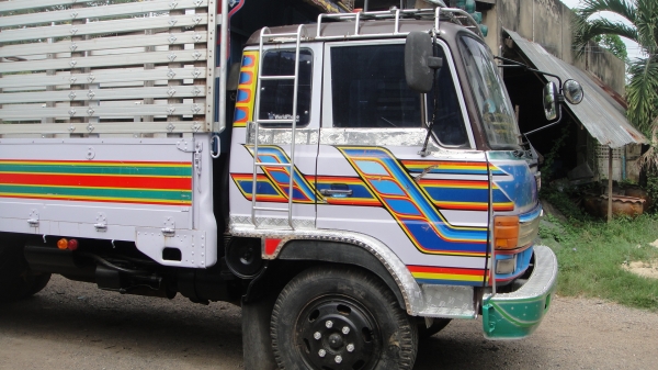 ดาวน์ 55000 ถูกมาก HINO FD165B เครื่องHO6C เทอร์โบ202แรงม้า แรงสะใจ กะบะมีเนียมยาว6เมตร