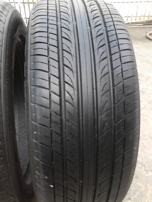 195/55R15 DEESTONE VINCENTE มี 2 เส้นครับ ปี2013 TEL.081-427-3941 195/55R15 DEESTONE VINCENTE มี 2 เส้นครับ ปี2013 TEL.081-427-3941