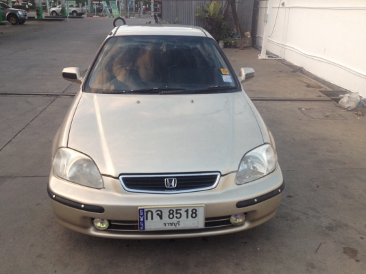 ขายCivic ตาโต ปี1998 Auto VTEC 1600 สีสวย เบรค ABS ดิส4ล้อ เครื่อง+เกียร์+ช่วงล่างดีมาก สภาพดีไม่มีชน ไม่จมน้ำ ภายในหนังดำ แอร์เย็นเจี๊ยบ แม็กขอบ17 ดอกยางเหลือเยอะใช้งานได้ยาวๆ ขอขายในราคา 97000 บาทไทย สนใจติดต่อ เอ.084-928-9699  หรือ เปรม.082-223-2503  ด