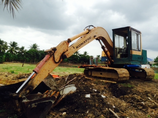 ขายด่วน Komatsu PC60-3  เก่าใน สภาพดี เดิม ๆๆ ใช้งานน้อย  ราคา  370000