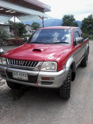 ขายมิตซูสตาร์ด้าปี2000โฉมเมกก้าแคป 4w 2.8(โฟวิล)abs,abทูโทนตัวท๊อบแต่งหล่อพร้อมลุย ขายมิตซูสตาร์ด้าปี2000โฉมเมกก้าแคป 4w 2.8(โฟวิล)abs,abทูโทนตัวท๊อบแต่งหล่อพร้อมลุย