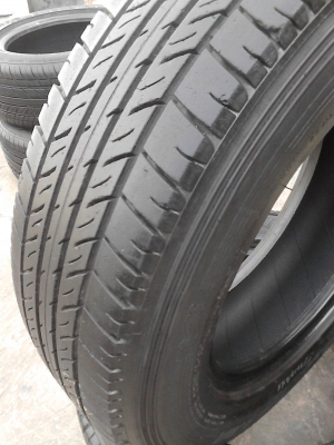 205/70R15 MICHELIN vanpix มี 2 เส้น TEL.081-427-3941 205/70R15 MICHELIN vanpix มี 2 เส้น TEL.081-427-3941