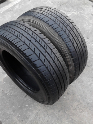 205/70R15 MICHELIN vanpix มี 2 เส้น TEL.081-427-3941 205/70R15 MICHELIN vanpix มี 2 เส้น TEL.081-427-3941