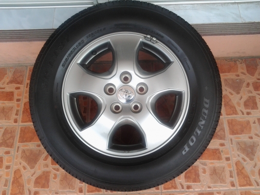 ขายแม็กซ์ VIGO CHAMP ขอบ 16" พร้อมยาง ปี13 สวยๆ ขายแม็กซ์ VIGO CHAMP ขอบ 16" พร้อมยาง ปี13 สวยๆ