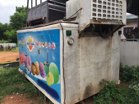 ตู้เย็นถอดจาก 4 ล้อ อีซูซุ NKR