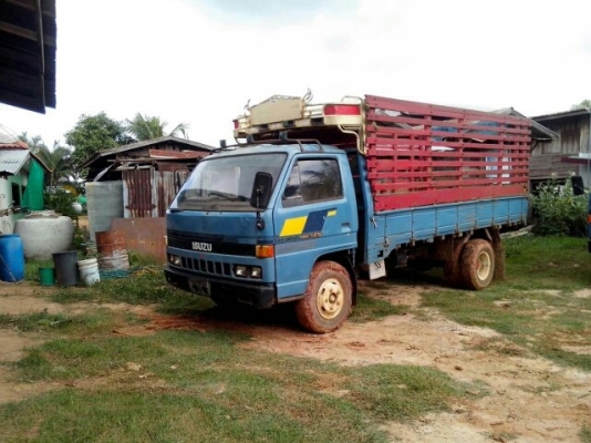 ขายISUZU NPR115แรง เครื่อง4BD1 เครื่องดี แคชซีสวย เฟืองท้ายใหญ่ สภาพสวยพร้อมใช้งาน เอกสารพร้อมโอน
