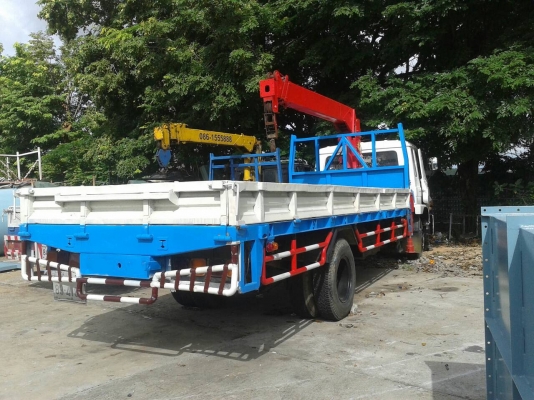 ขายด่วน Nissan UD เฮี๊ยบ 4.5 ตัน 4 ท่อน 520,000 บาท