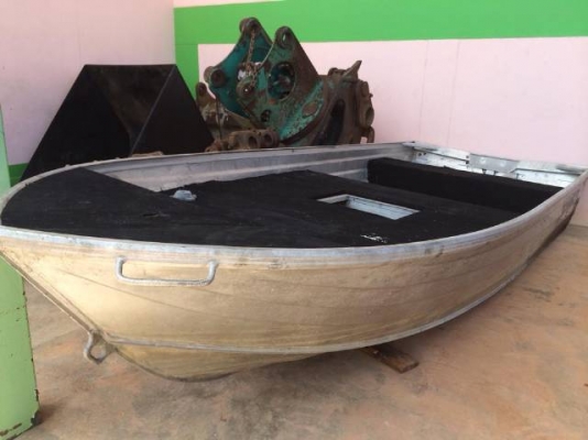 ขายเรือตกปลาอลูมิเนียม 12 ฟุต นำเข้าจากญี่ปุ่น ติดต่อ 081-2990958/089-8368497 (เจ้าของขายเอง) ขายเรือตกปลาอลูมิเนียม 12 ฟุต นำเข้าจากญี่ปุ่น ติดต่อ 081-2990958/089-8368497 (เจ้าของขายเอง)