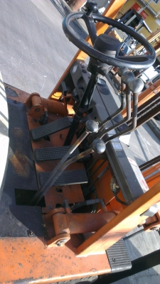 folklift จากญี่ปุ่น toyota รุ่น4  4FG20  สภาพสวยมากเดิมๆ ไม่บิ้ว ไม่ซ่อม