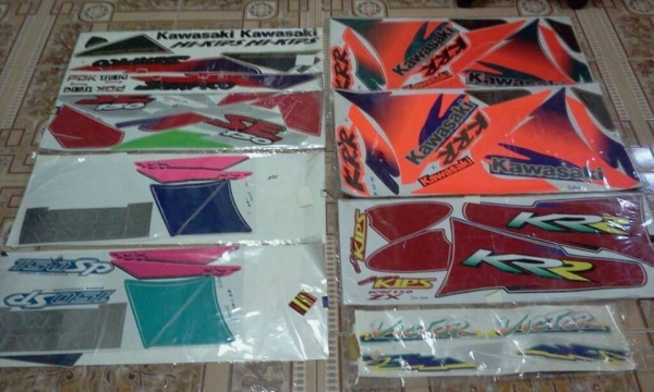 สาวกKawasaki 2T เชิญทางนี้!! ของแต่ง+อะไหล่ มือ1ทุกชิ้น!!