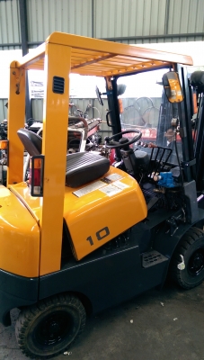 Folkift TCM 1ton รุ่นใหม่ ใช้งานน้อยมาก  2,800 hrs  from Japan   ราคาไม่แพง