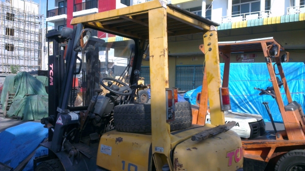 Folkift TCM 1ton รุ่นใหม่ ใช้งานน้อยมาก  2,800 hrs  from Japan   ราคาไม่แพง