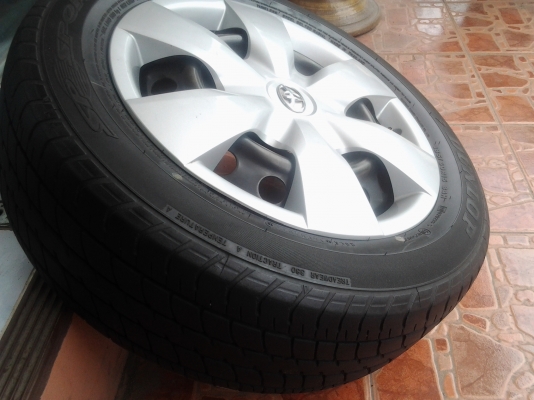 ขายล้อกระทะ VIOS พร้อมยาง DUNLOP 185/60/15"ยางปี4011 ขายล้อกระทะ VIOS พร้อมยาง DUNLOP 185/60/15"ยางปี4011