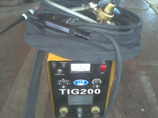 ขายเครื่องเชื่อม INVERTER CTW Charterway รุ่น TIG200