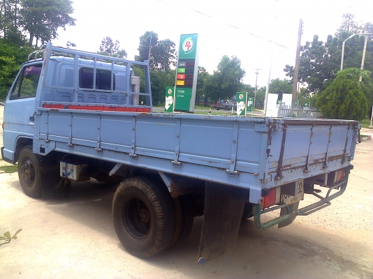 หกล้อ อีซูซุ NKR88 สภาพงามๆๆทะเบียนพร้อมโอน