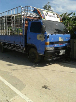 ขาย รถบรรทุก 6 ล้อ 120แรง ยาว 5 เมตร ขาย รถบรรทุก 6 ล้อ 120แรง ยาว 5 เมตร