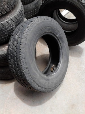195R14 BRIDGESTONE LEO 677 และ GOODYEAR มี 3 เส้น โทร.081-427-3941 195R14 BRIDGESTONE LEO 677 และ GOODYEAR มี 3 เส้น โทร.081-427-3941